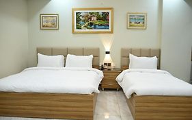 Pearl Inn Hotel
